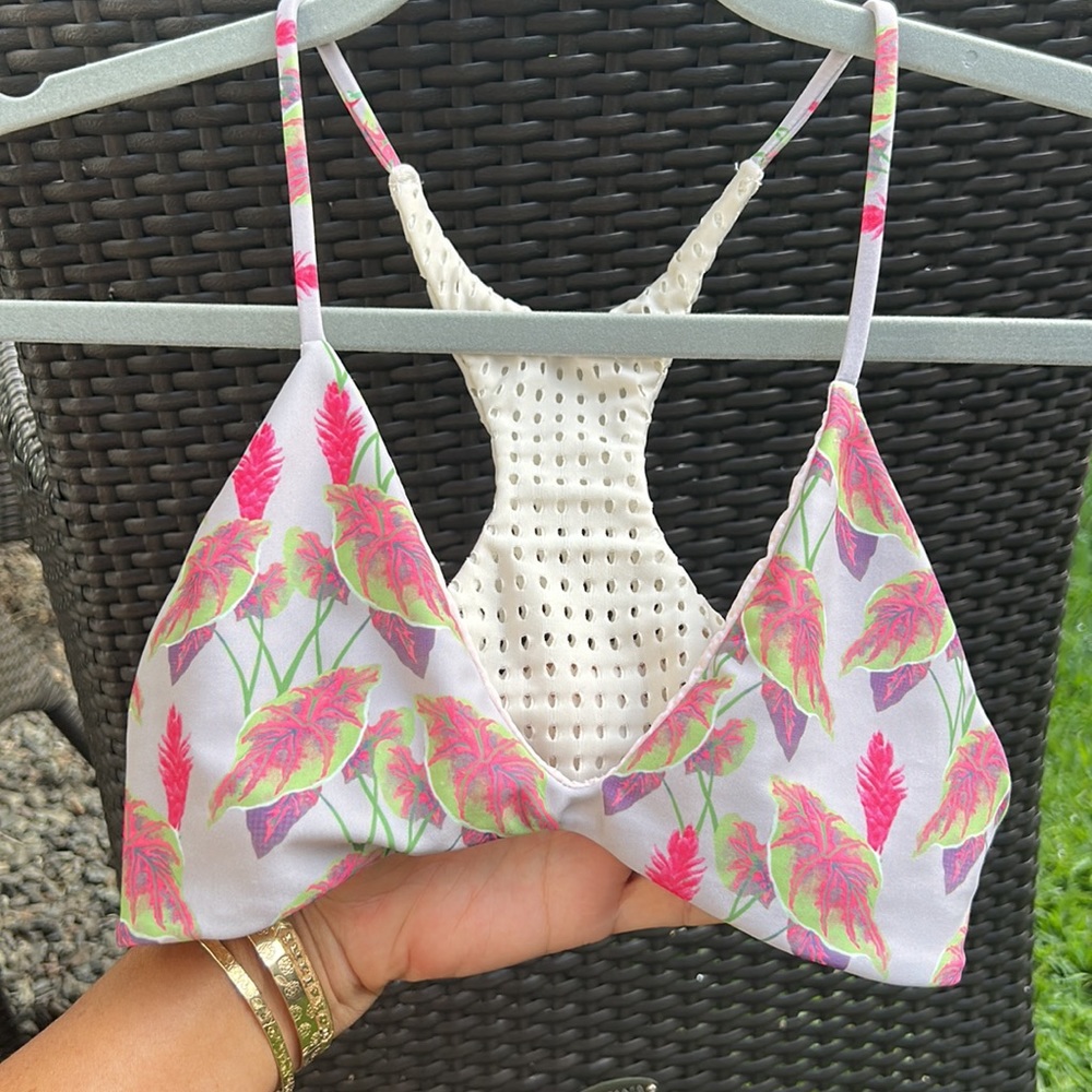 ACACIA SWIMWEAR Jaws top in Vintage Hawaii